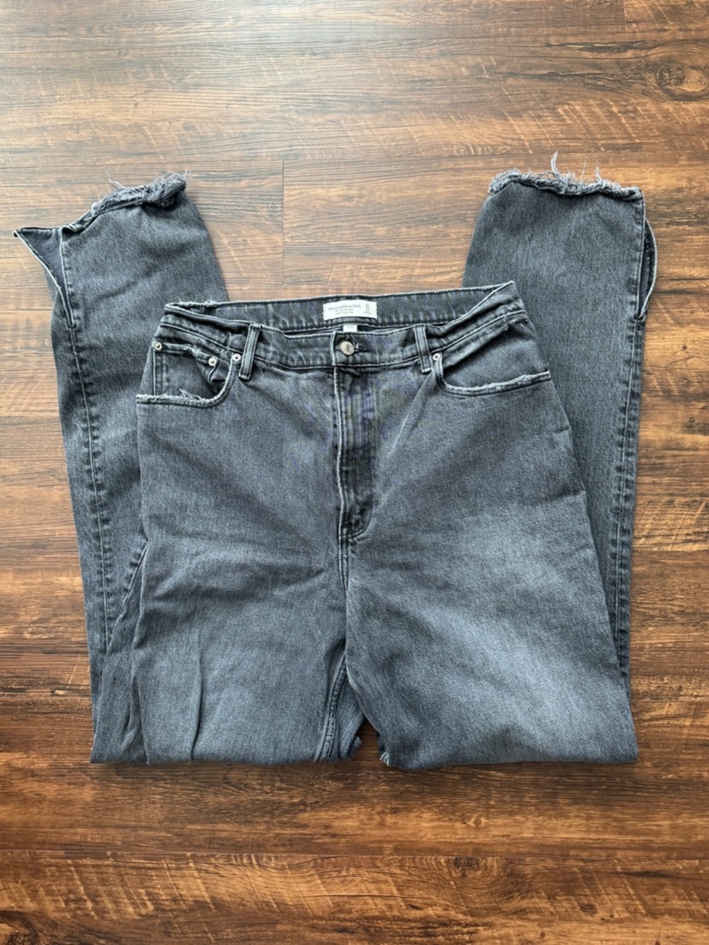Abercrombie & Fitch The 90s Straight Ultra High Rise Curve Love Jeans 31/12 - Picture 4 of 7
